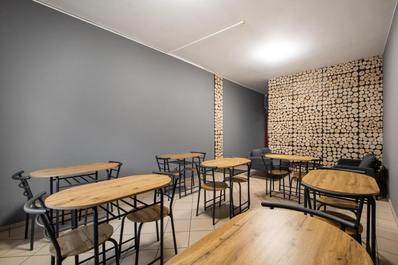 Hostel Krokodyl-Stara Praga Varsó Kültér fotó